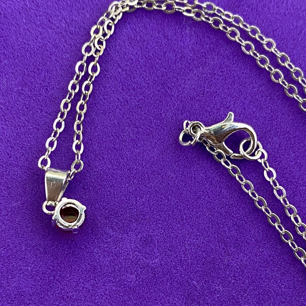 💛 Silver Effy Red CZ Gem Pendant Necklace | Minimal Classic Design - Picture 3 of 5